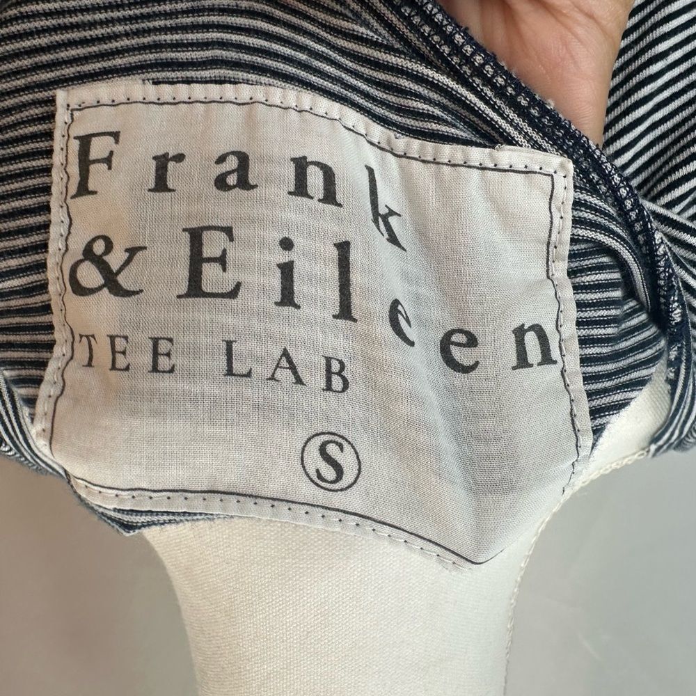 Frank & Eileen Tee Lab Navy and White Striped Tee Size Small - Picture 7 of 9